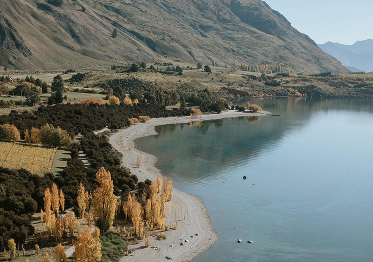 Edgewater Hotel Wanaka Exterior photo