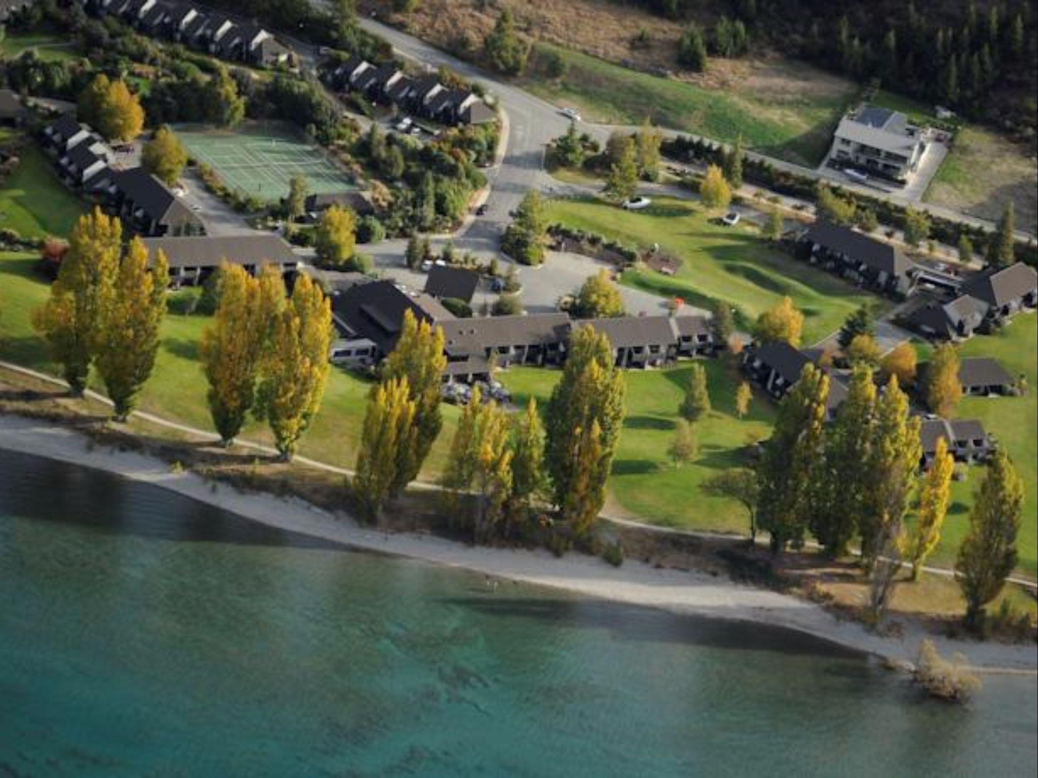 Edgewater Hotel Wanaka Exterior photo